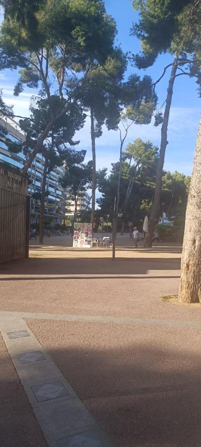 Chez Chantal 3 Chambres Au Centre Touristique De Salou Avec Garage 外观 照片