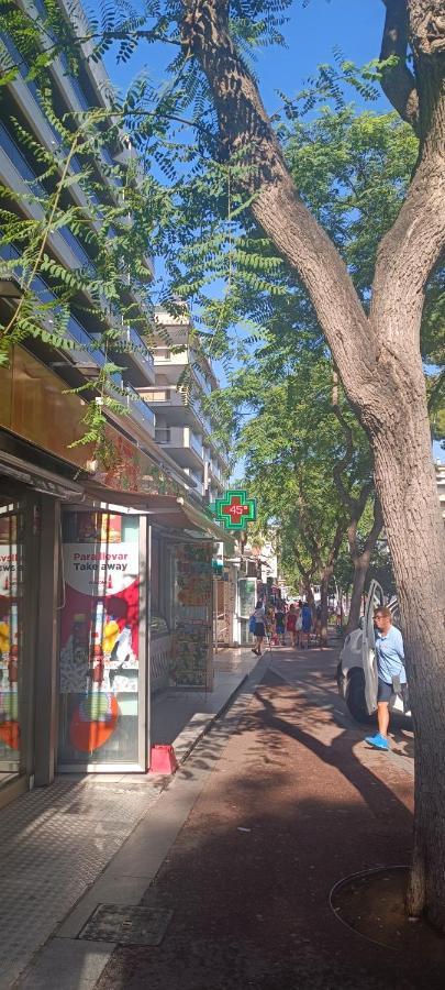 Chez Chantal 3 Chambres Au Centre Touristique De Salou Avec Garage 外观 照片