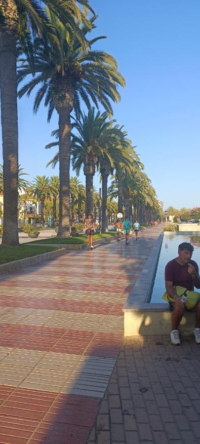 Chez Chantal 3 Chambres Au Centre Touristique De Salou Avec Garage 外观 照片