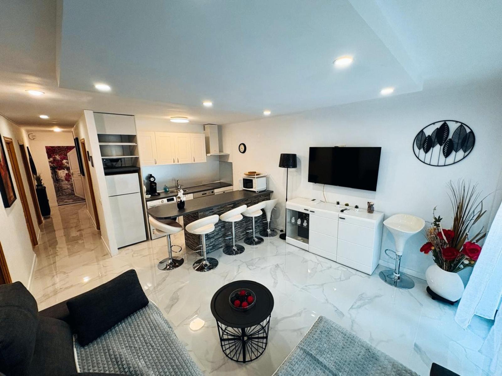 Chez Chantal 3 Chambres Au Centre Touristique De Salou Avec Garage 外观 照片