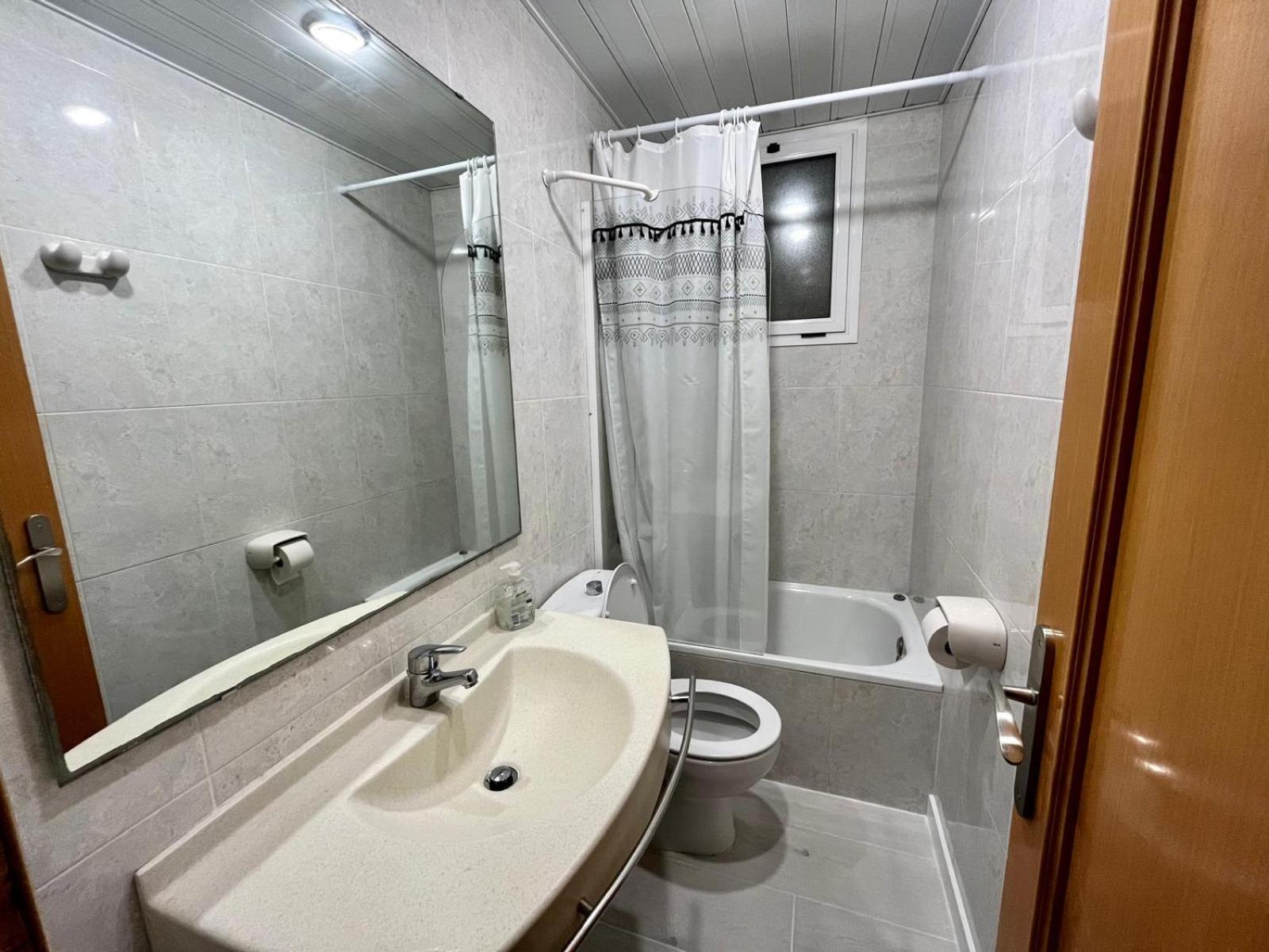 Chez Chantal 3 Chambres Au Centre Touristique De Salou Avec Garage 外观 照片