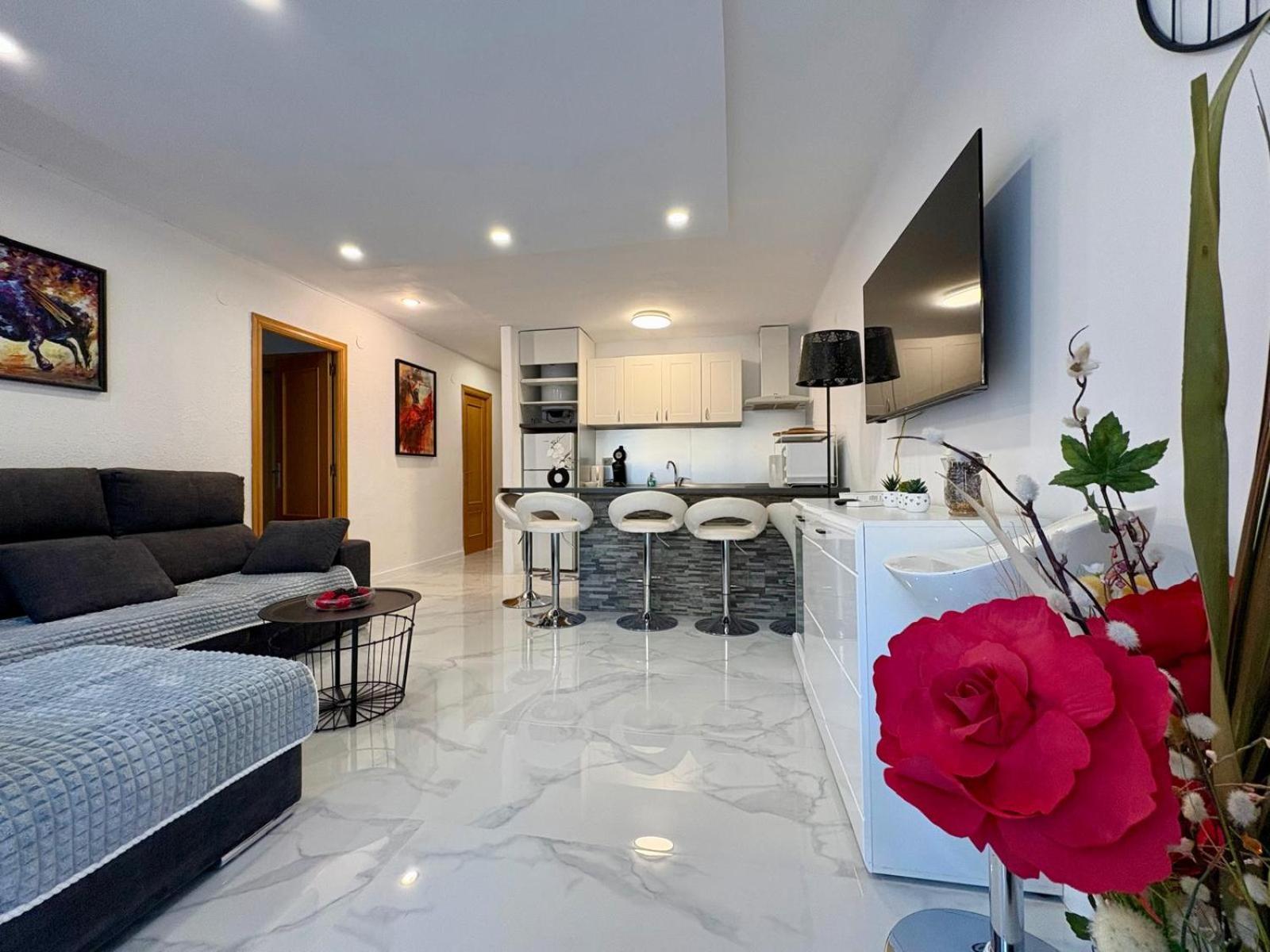 Chez Chantal 3 Chambres Au Centre Touristique De Salou Avec Garage 外观 照片